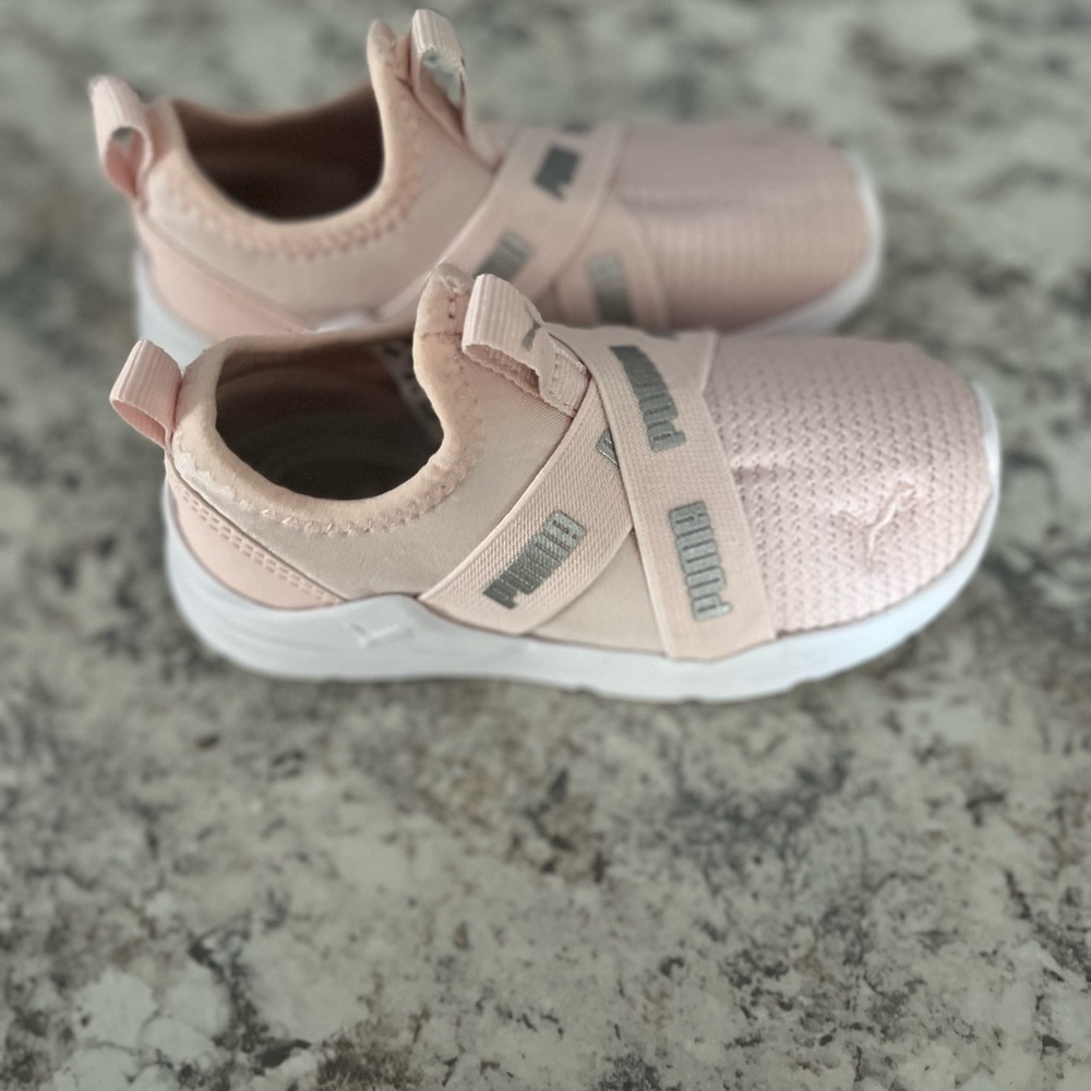 Puma wired run toddler size 8